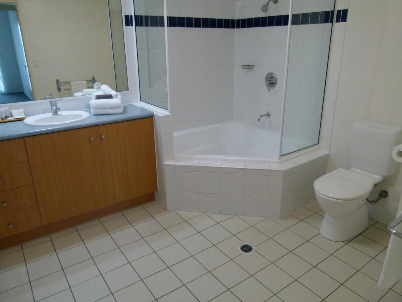 Madison Ocean Breeze Apartments タウンズビル エクステリア 写真